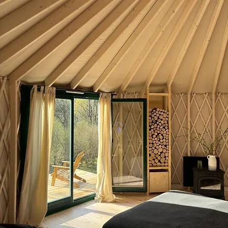 Blizberg 77 - Gory Izerskie בית נופש Gierczyn